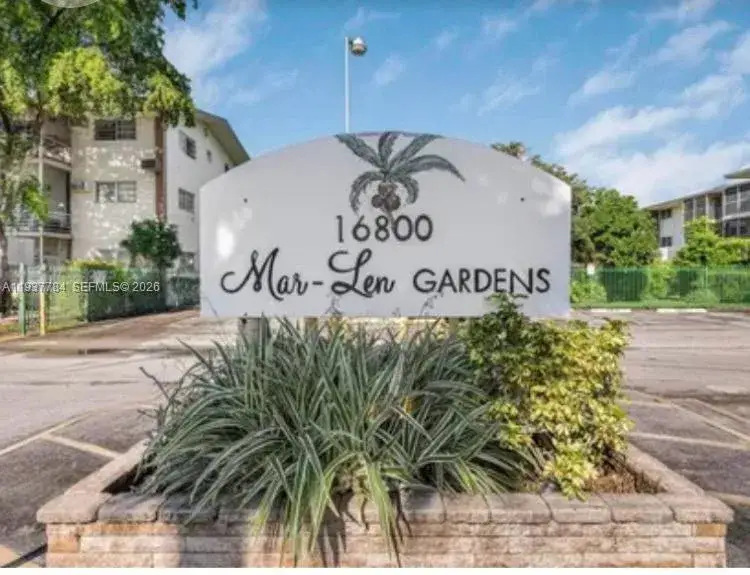 1 bedroom 1 bath Residential for sale at 16701 NE 13 AVE # 310, Miami FL 33162