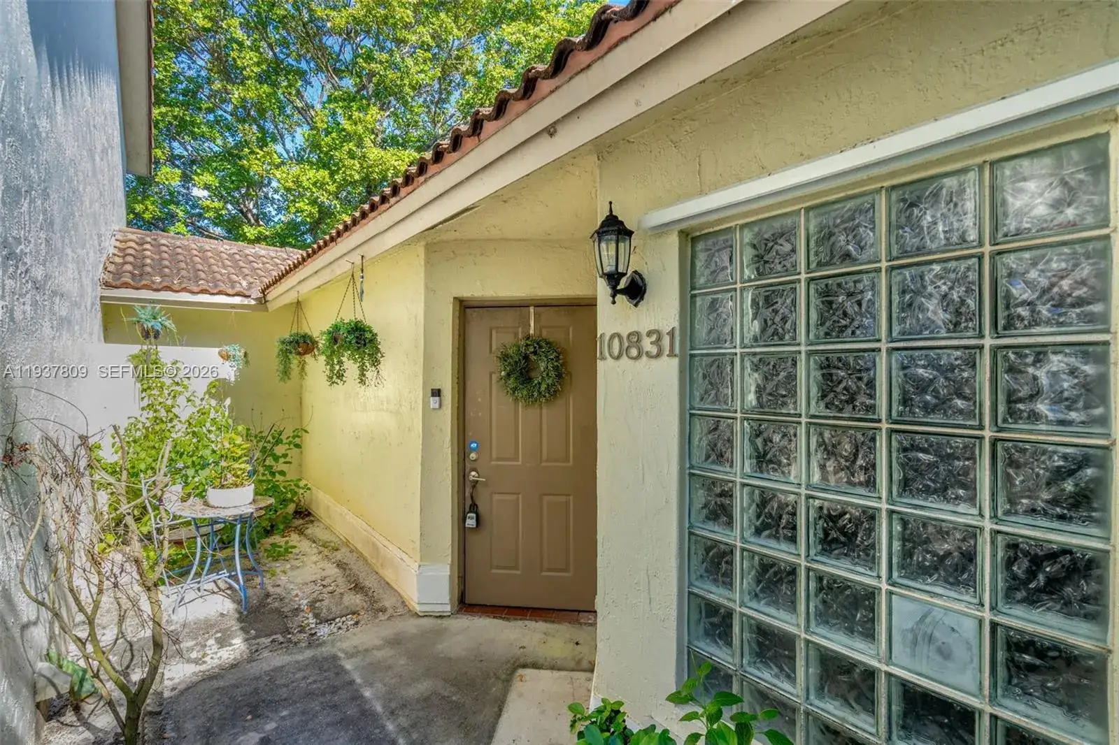 2 bedroom 2 bath Residential for sale at 10831 NW 3rd Ct, Pembroke Pines FL 33026