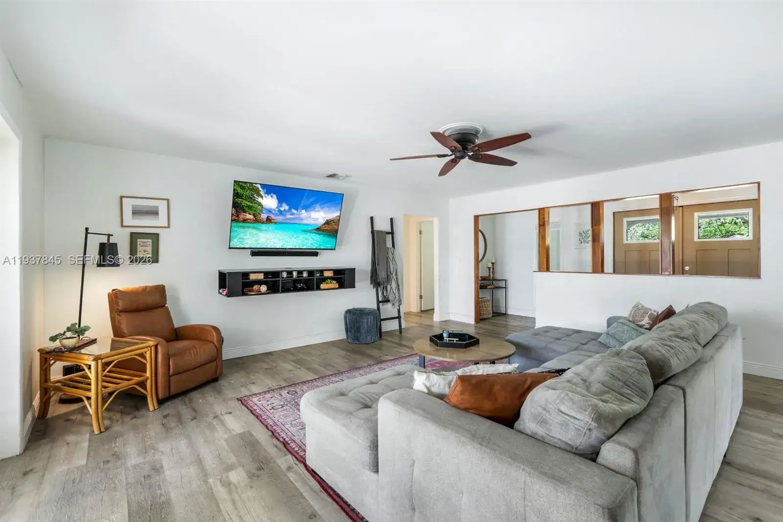 3 bedroom 2 bath Residential for sale at 79 Constitution Dr, Naples FL 34112