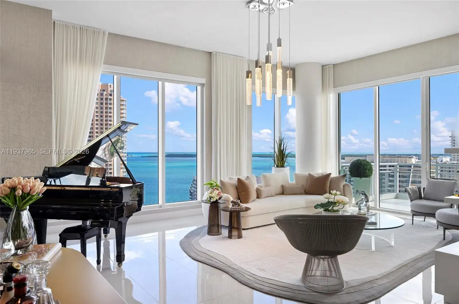 4 bedroom 4 bath Residential for sale at 900 Brickell Key Blvd # 2004, Miami FL 33131