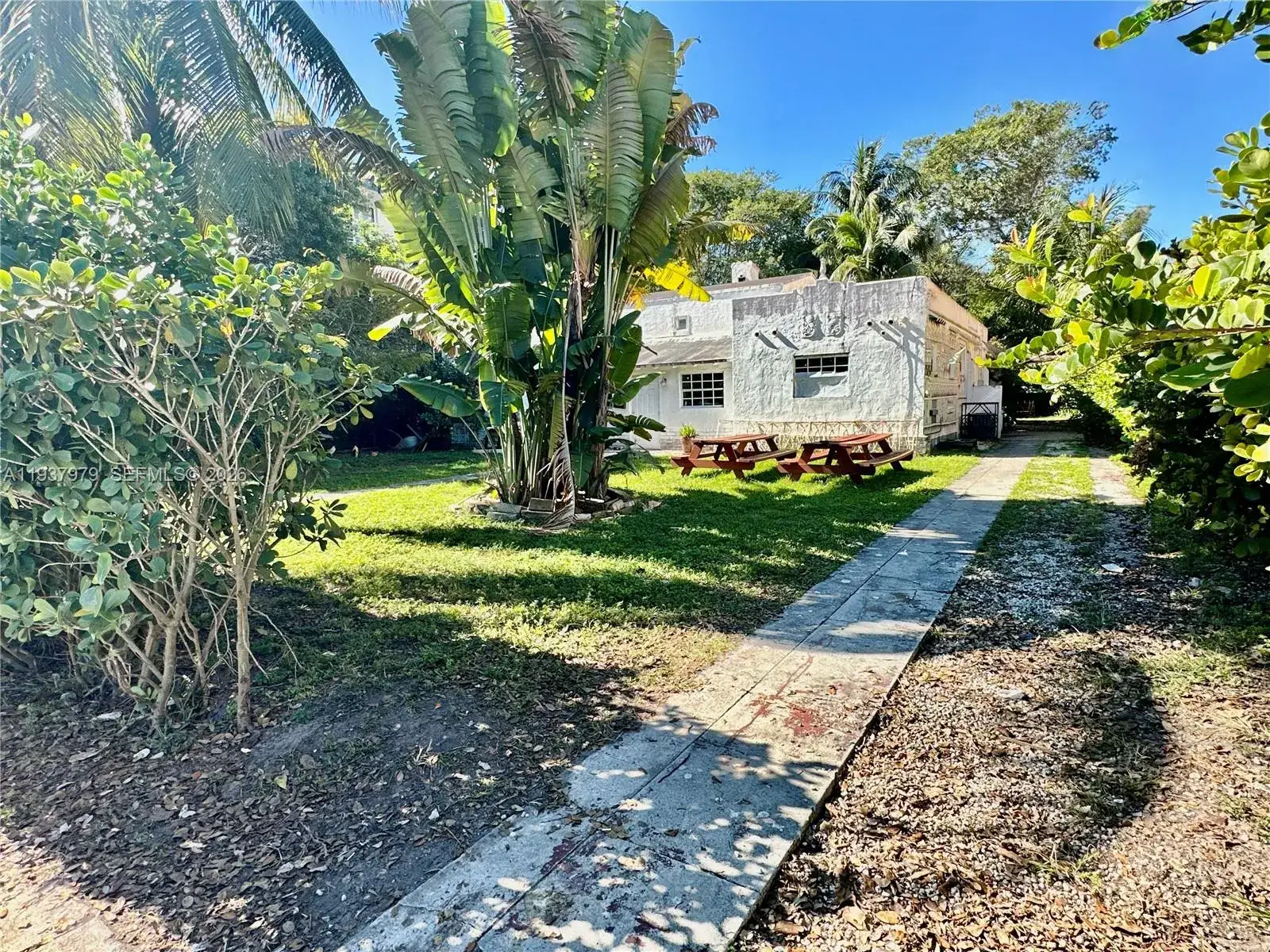 3 bedroom 2 bath Residential for sale at 12418 NE 4th Ave, North Miami FL 33161