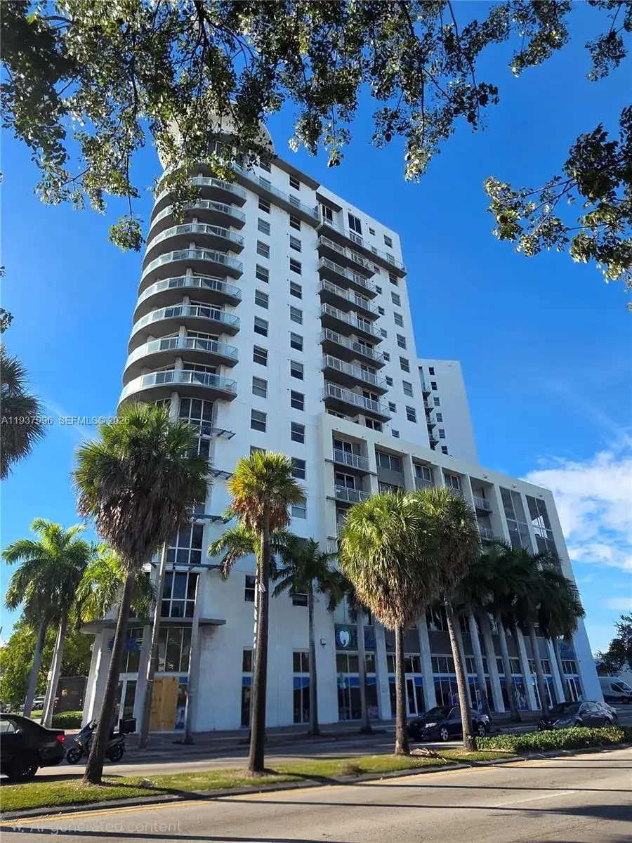 2 bedroom 2 bath Residential Lease for rent at 1 Glen Royal Pkwy # 1003, Miami FL 33125