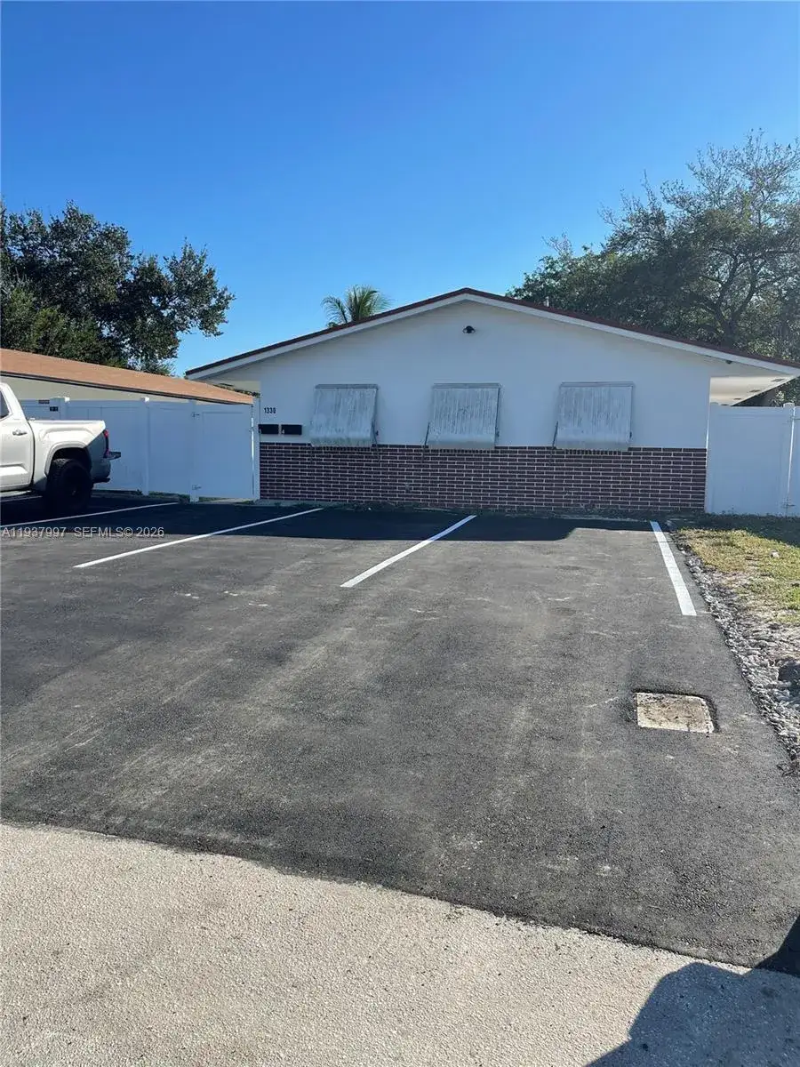 2 bedroom 2 bath Residential Lease for rent at 1330 SW 34th Ave # 3, Fort Lauderdale FL 33312