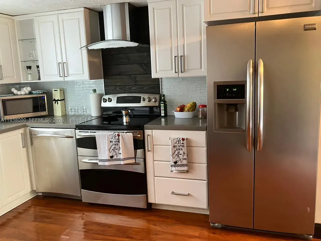 1 bedroom 1 bath Residential for sale at 9351 Fontainebleau Blvd # B206, Miami FL 33172