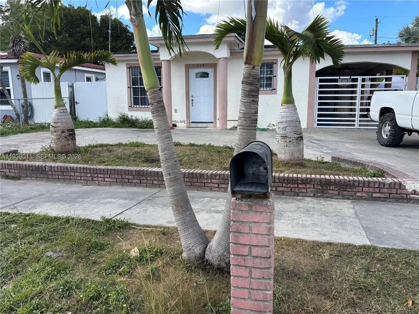 4 bedroom 2 bath Residential for sale at 514 NW 7th Ave, Homestead FL 33030