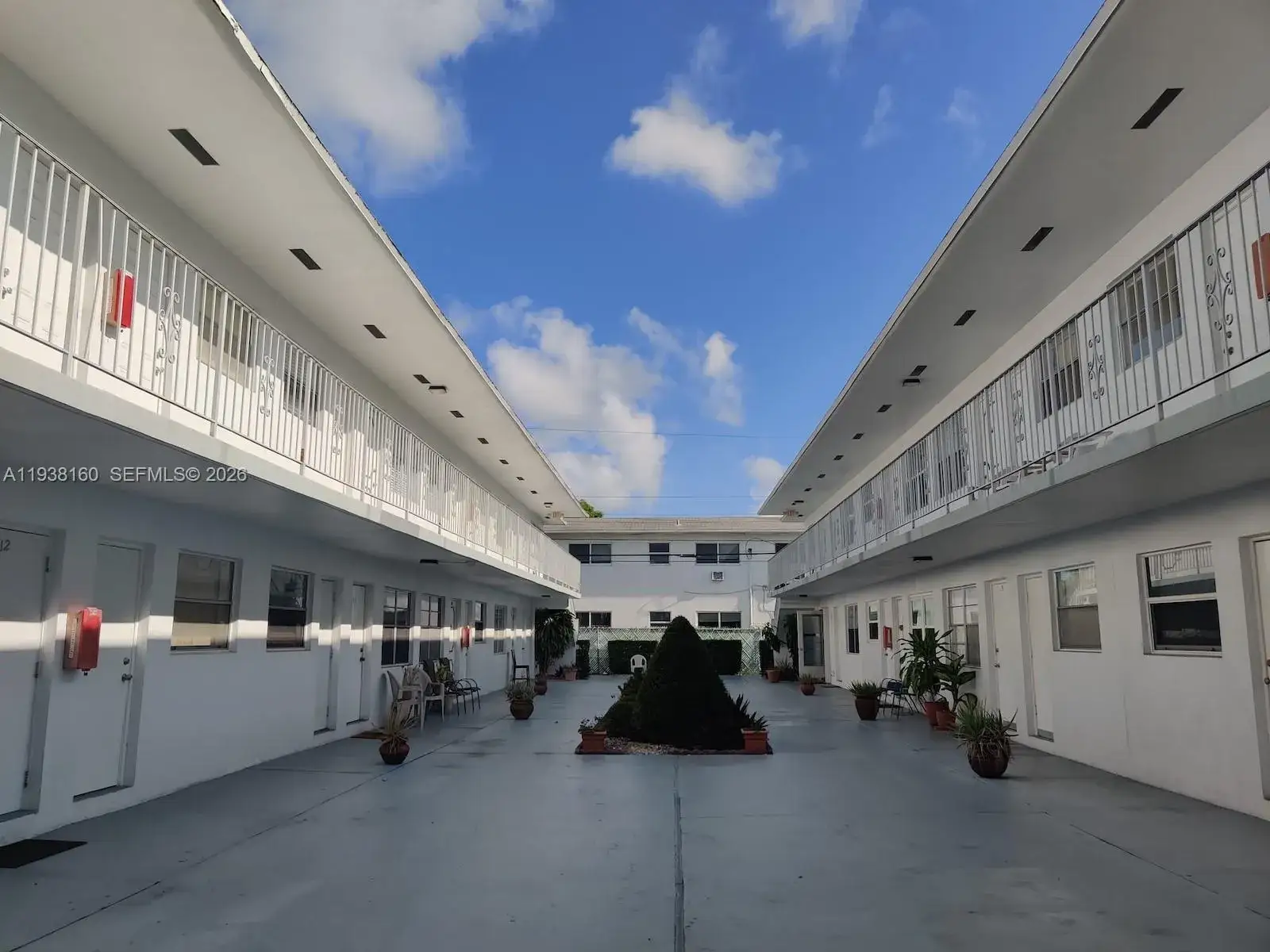 1 bedroom 1 bath Residential for sale at 2826 Van Buren St # 8, Hollywood FL 33020