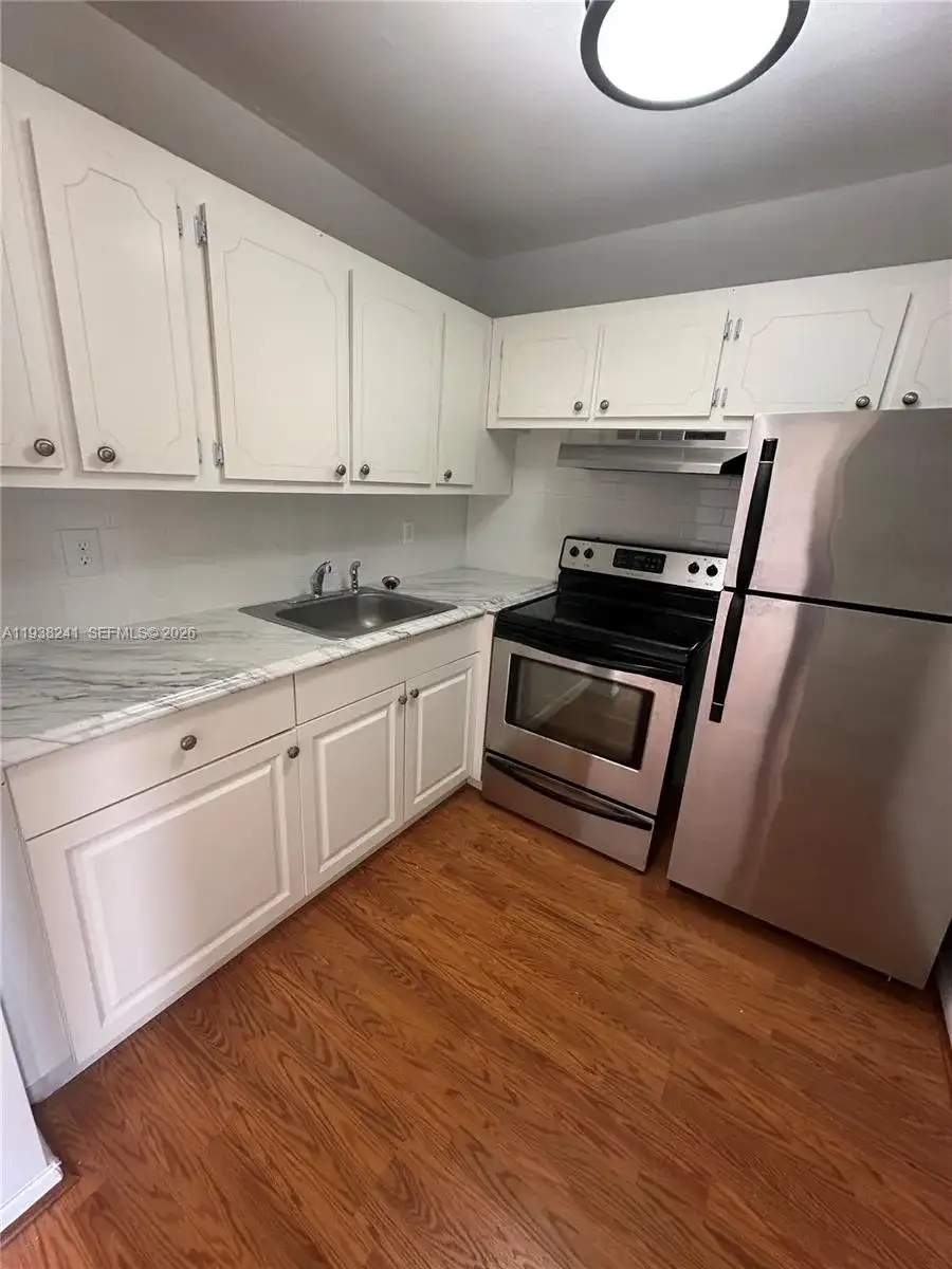 1 bedroom 1 bath Residential Lease for rent at 118 Brighton C # 118, Boca Raton FL 33434