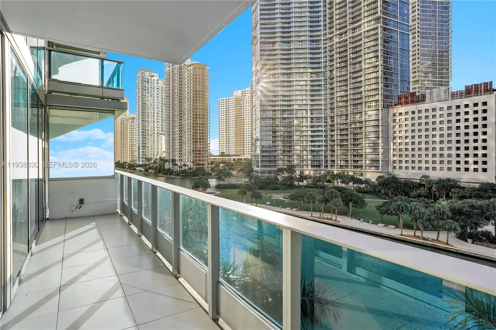 2 bedroom 2 bath Residential for sale at 200 Biscayne Boulevard Way # 503, Miami FL 33131