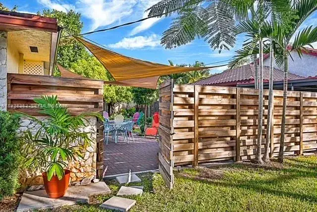 1 bedroom 1 bath Residential Lease for rent at 5580 SW 32nd Terrace APT 1, Hollywood FL 33312