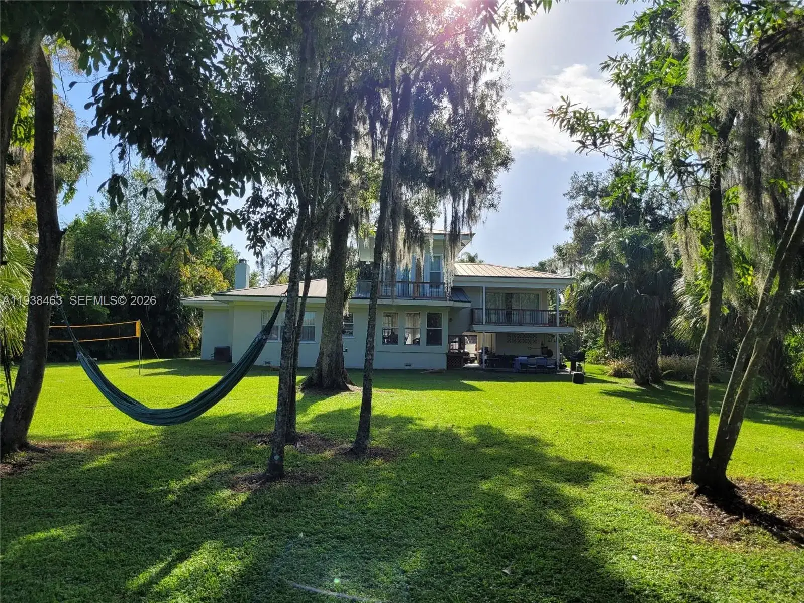671 Live Oak Ln, La Belle FL 33935