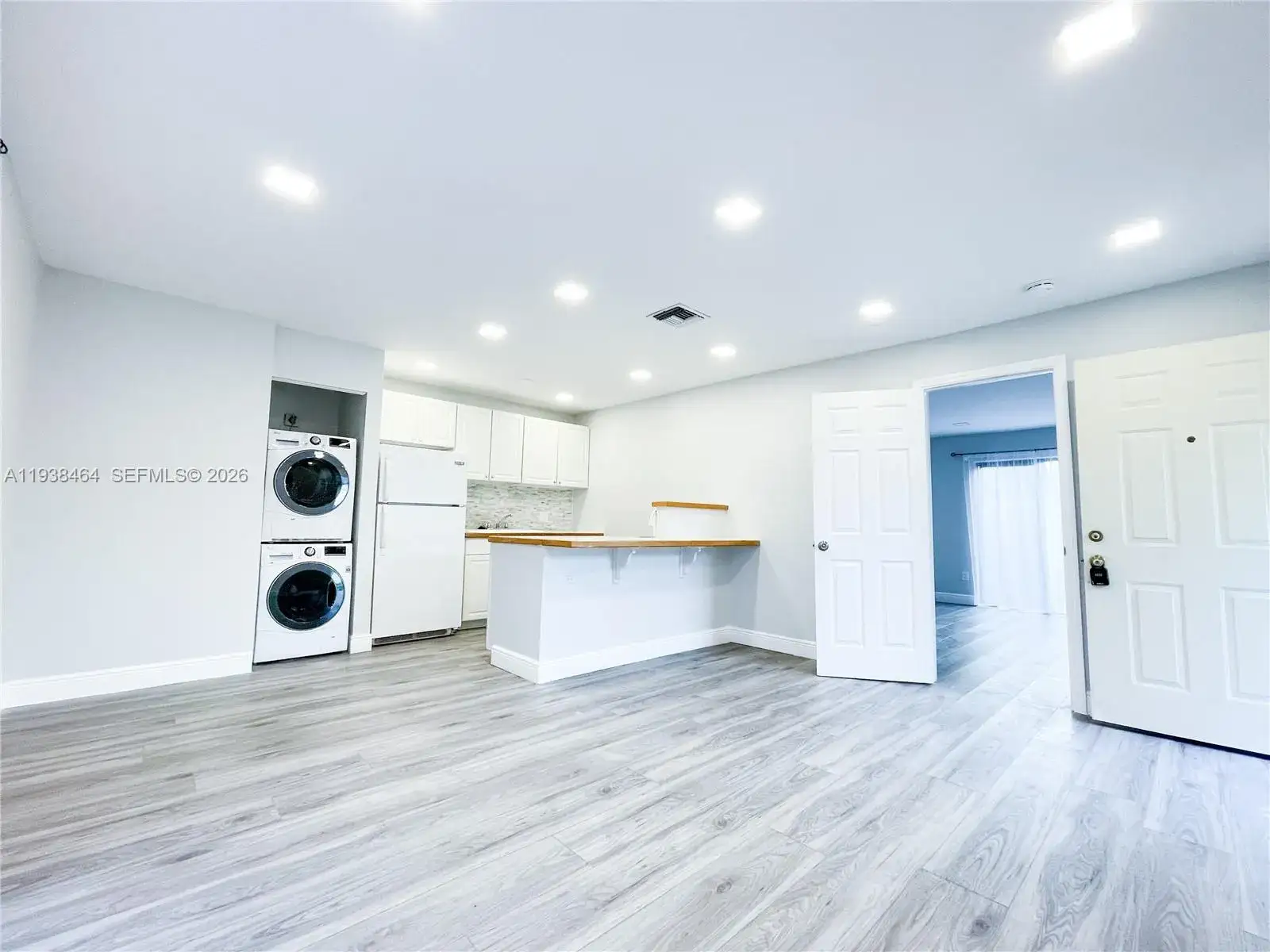 1 bedroom 1 bath Residential Lease for rent at 1826 My Place, West Palm Beach FL 33417