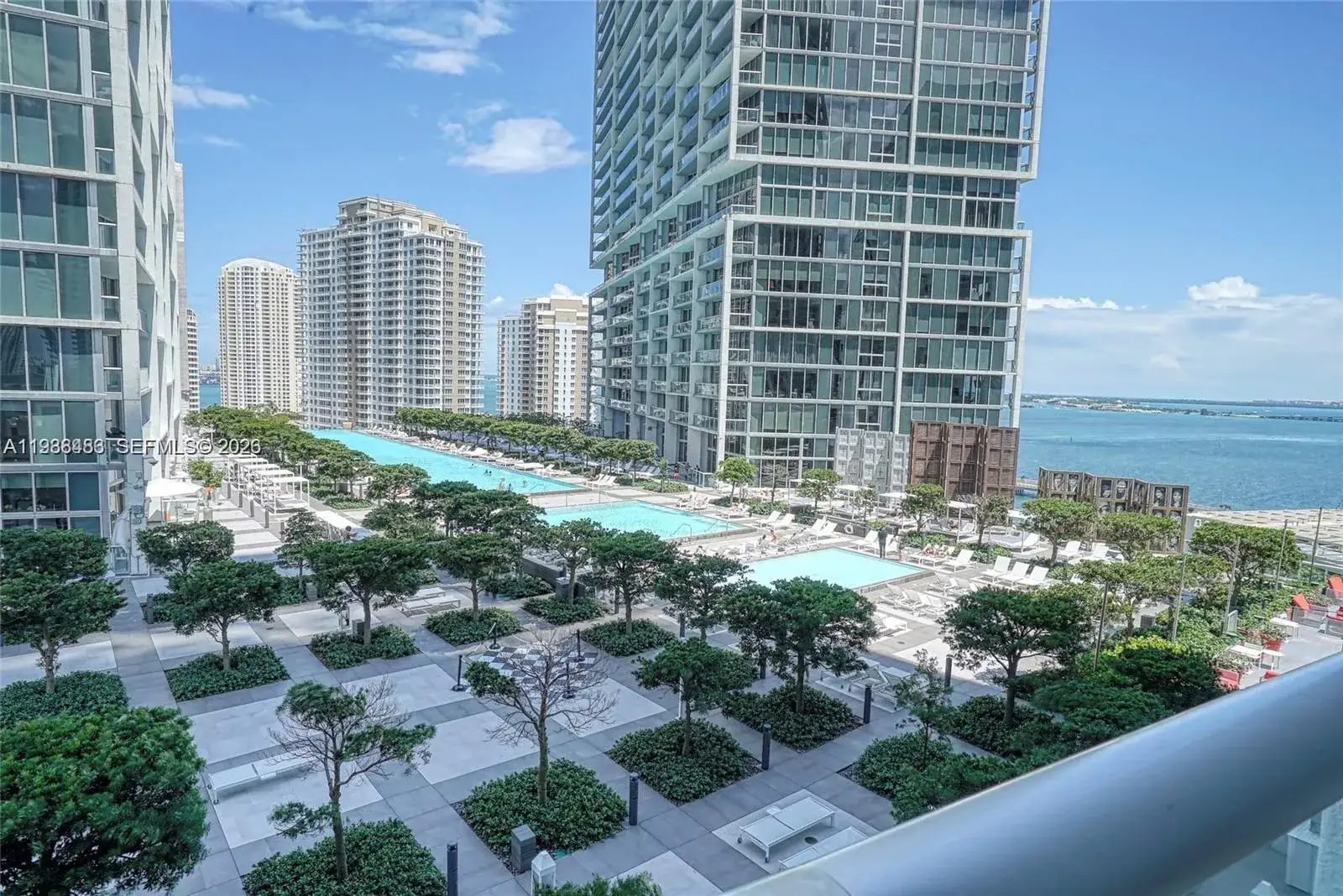 1 bedroom 1 bath Residential for sale at 485 Brickell Ave # 1701, Miami FL 33131