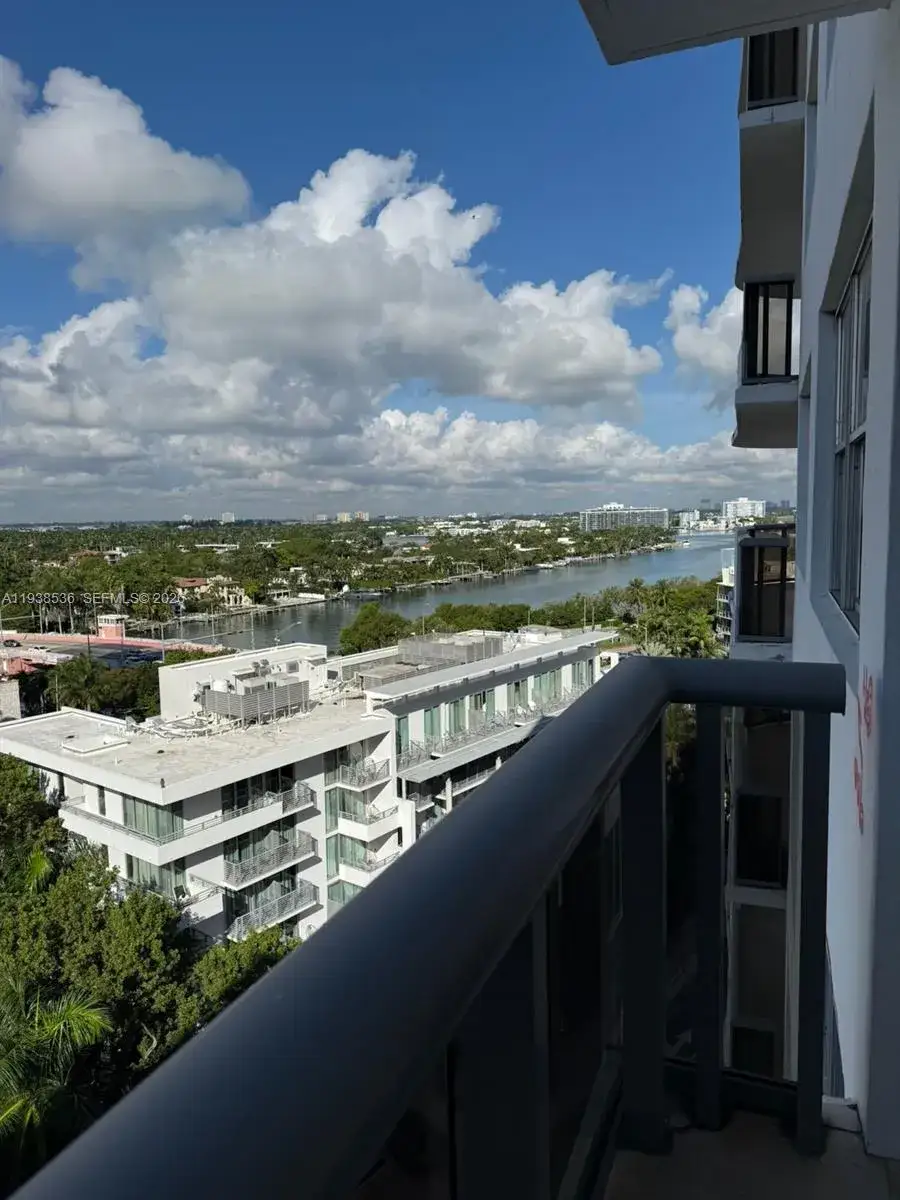 2 bedroom 2 bath Residential Lease for rent at 6039 Collins Ave # 1236, Miami Beach FL 33140