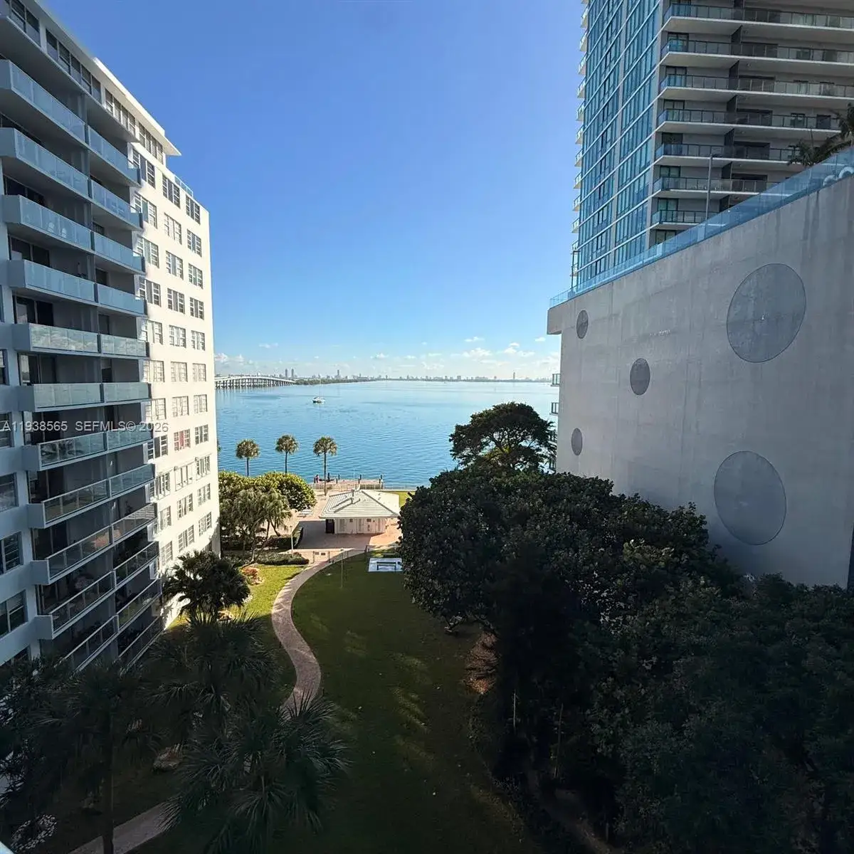1 bedroom 1 bath Residential Lease for rent at 3301 NE 5th Ave # 704, Miami FL 33137