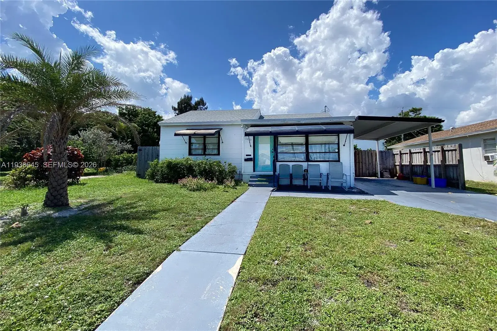 3 bedroom 2 bath Residential for sale at 1109 S M St, Lake Worth FL 33460