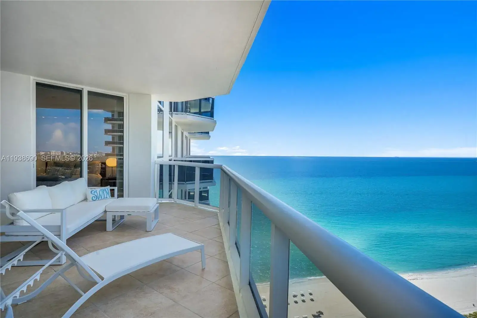 2 bedroom 2 bath Residential Lease for rent at 4779 Collins Ave # 3104, Miami Beach FL 33140