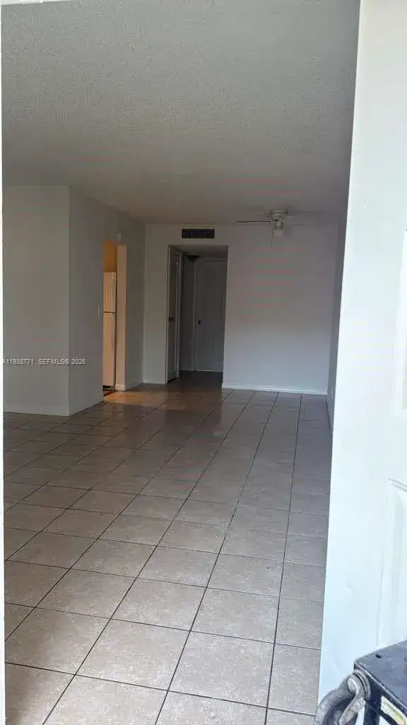 1 bedroom 1 bath Residential for sale at 4160 NW 21st St # 223D, Lauderhill FL 33313