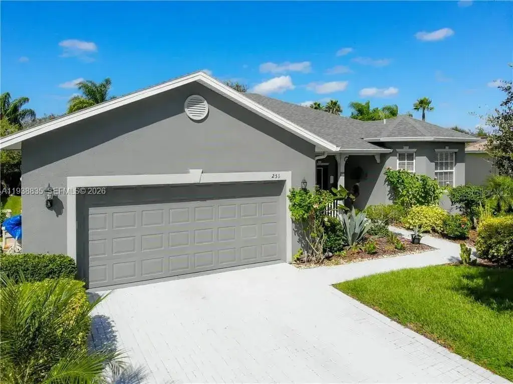 2 bedroom 2 bath Residential for sale at 251 Rock Springs Drive, Kissimmee FL 34759
