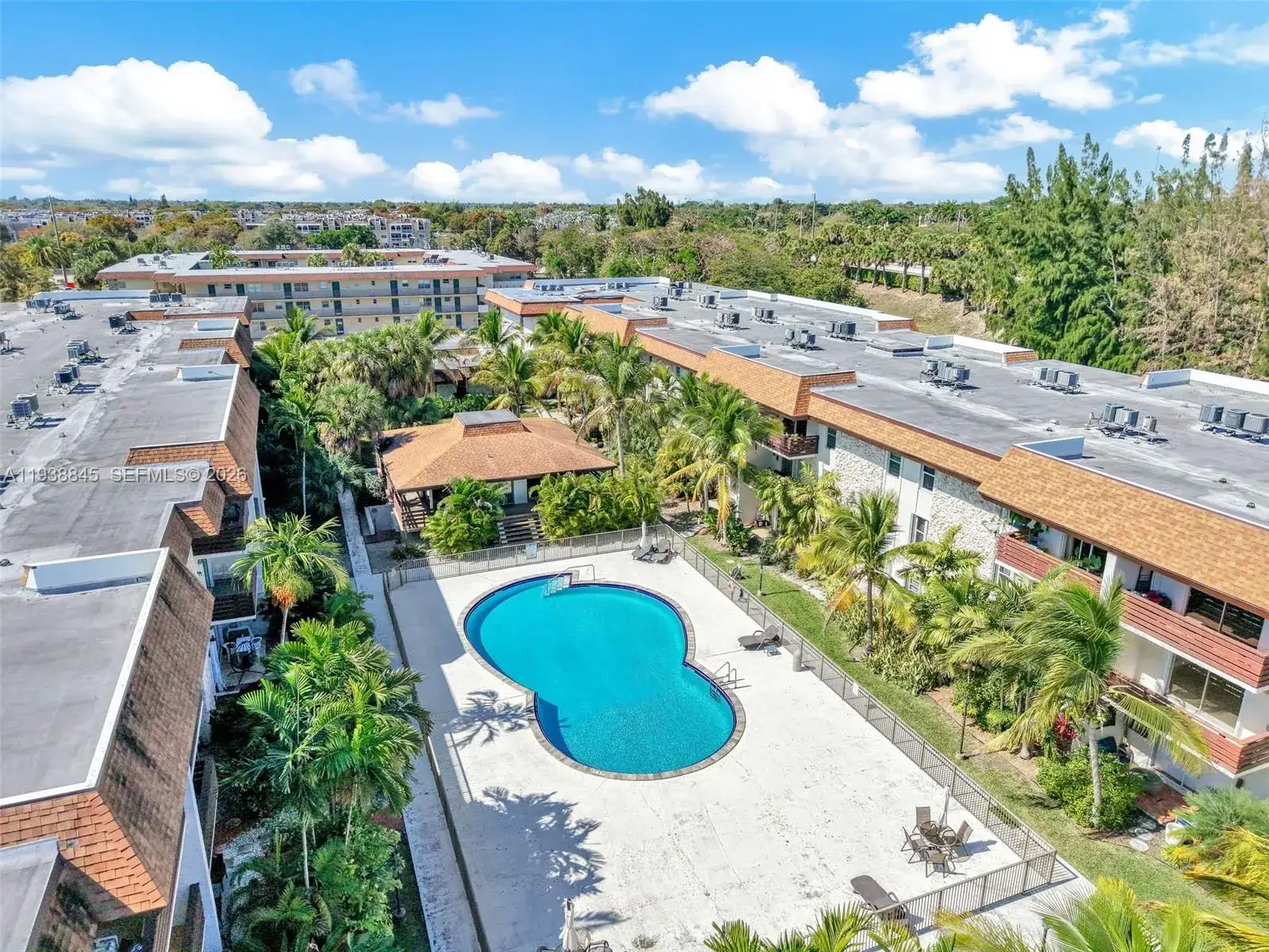3 bedroom 2 bath Residential Lease for rent at 7483 SW 82nd St # A101, Miami FL 33143