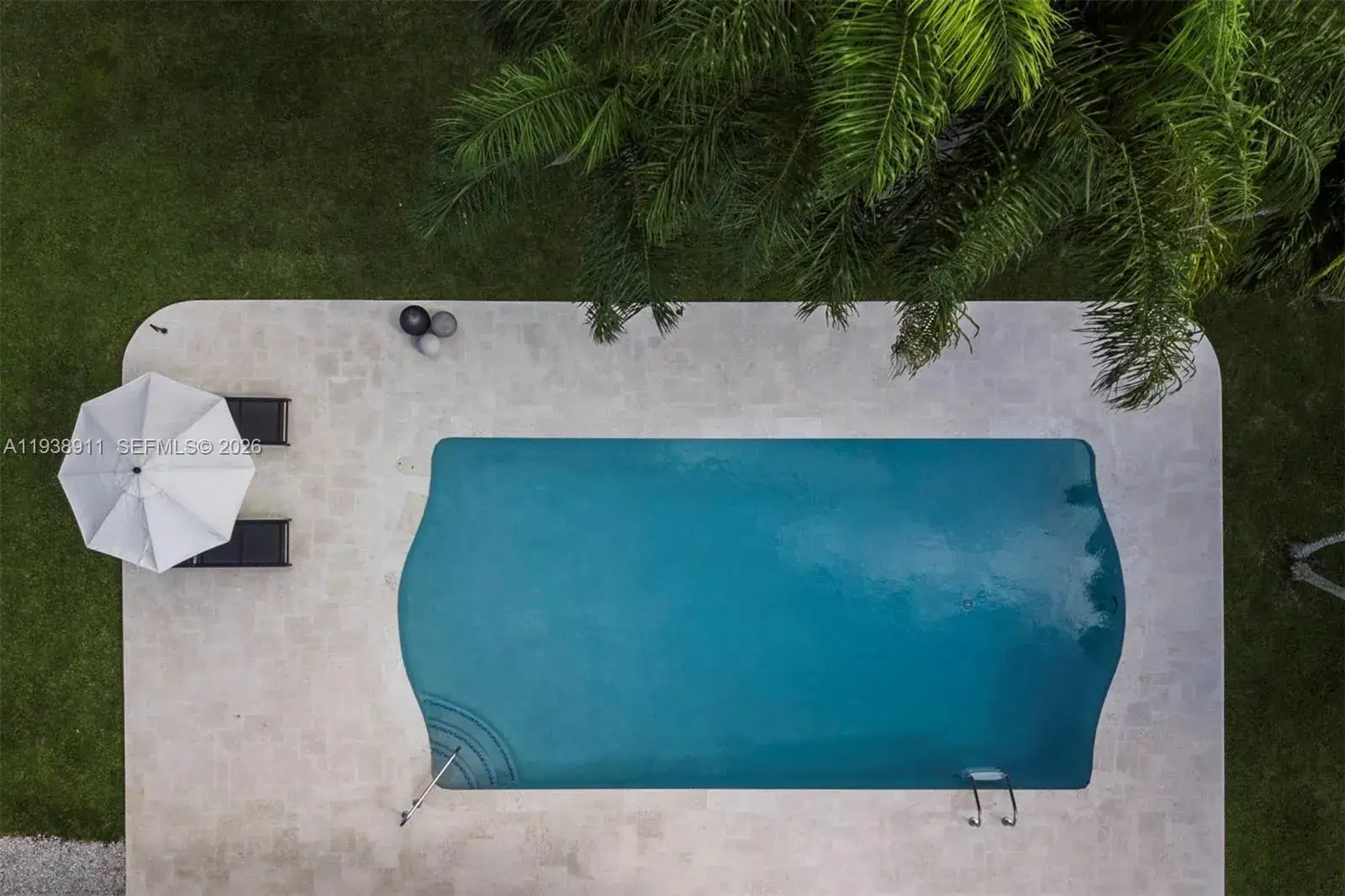 3 bedroom 3 bath Residential Lease for rent at 7825 SW 72nd Ave, Miami FL 33143
