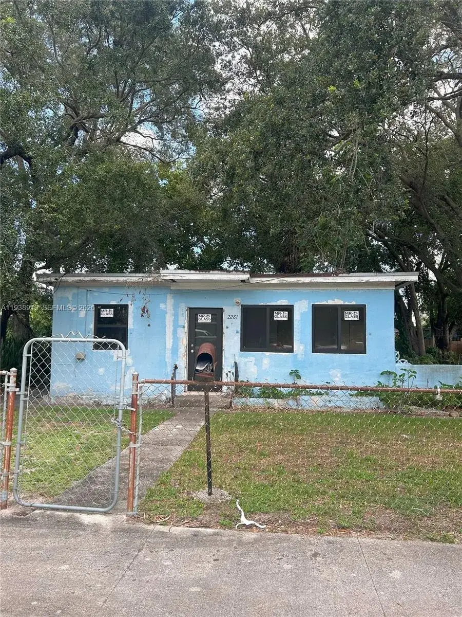 2 bedroom 1 bath Residential for sale at 2281 NW 153rd St, Miami Gardens FL 33054
