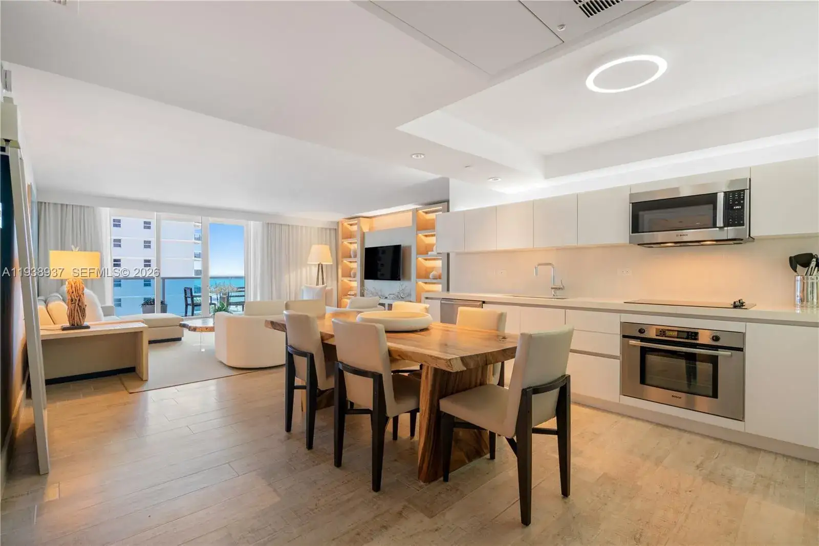 2 bedroom 2 bath Residential for sale at 102 24th St # 1115, Miami Beach FL 33139