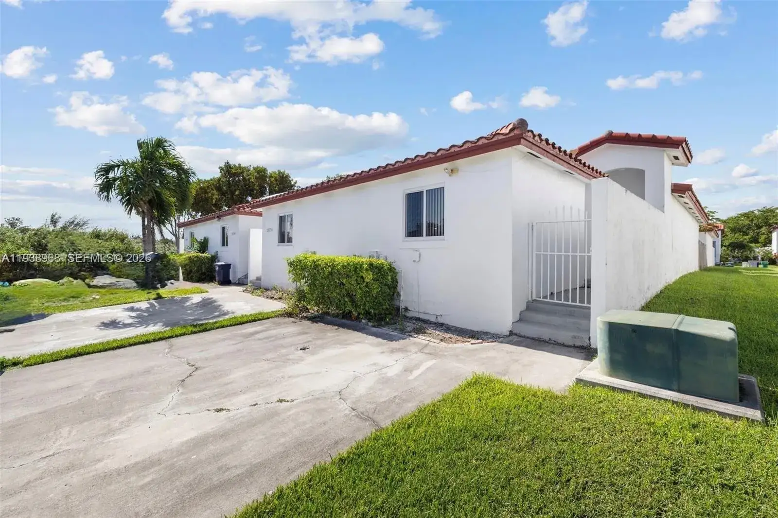 3 bedroom 2 bath Residential for sale at 20747 SW 81st Pl # 20747, Cutler Bay FL 33189