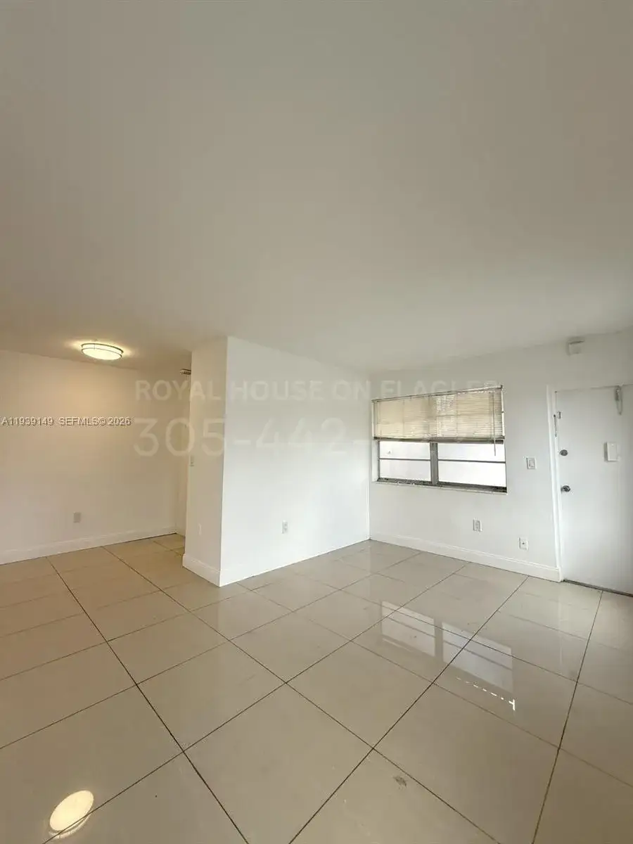 1 bedroom 1 bath Residential Lease for rent at 4410 W Flagler St # 105, Miami FL 33134
