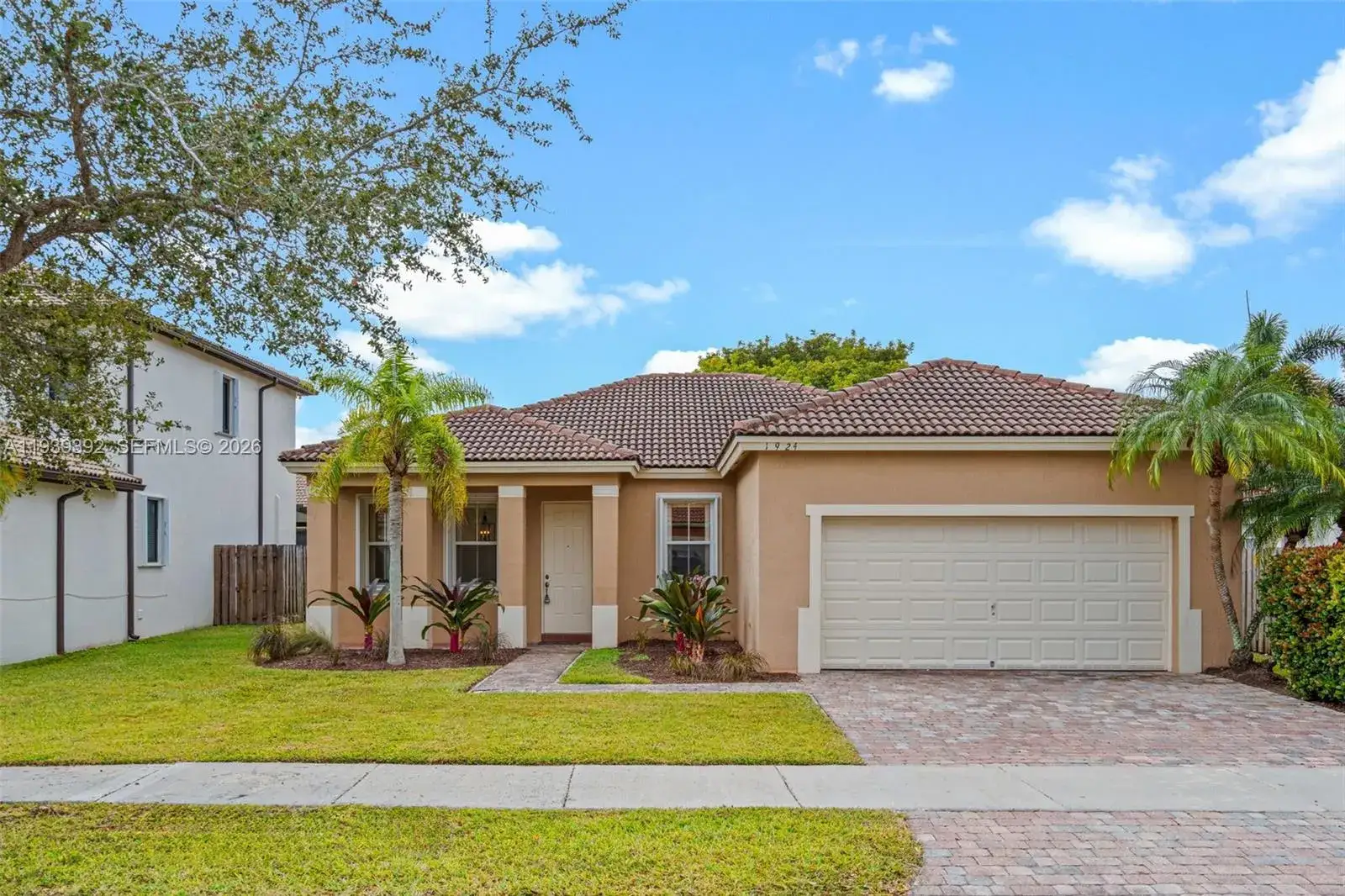 3 bedroom 2 bath Residential Lease for rent at 1924 SE 17th Ct, Homestead FL 33035