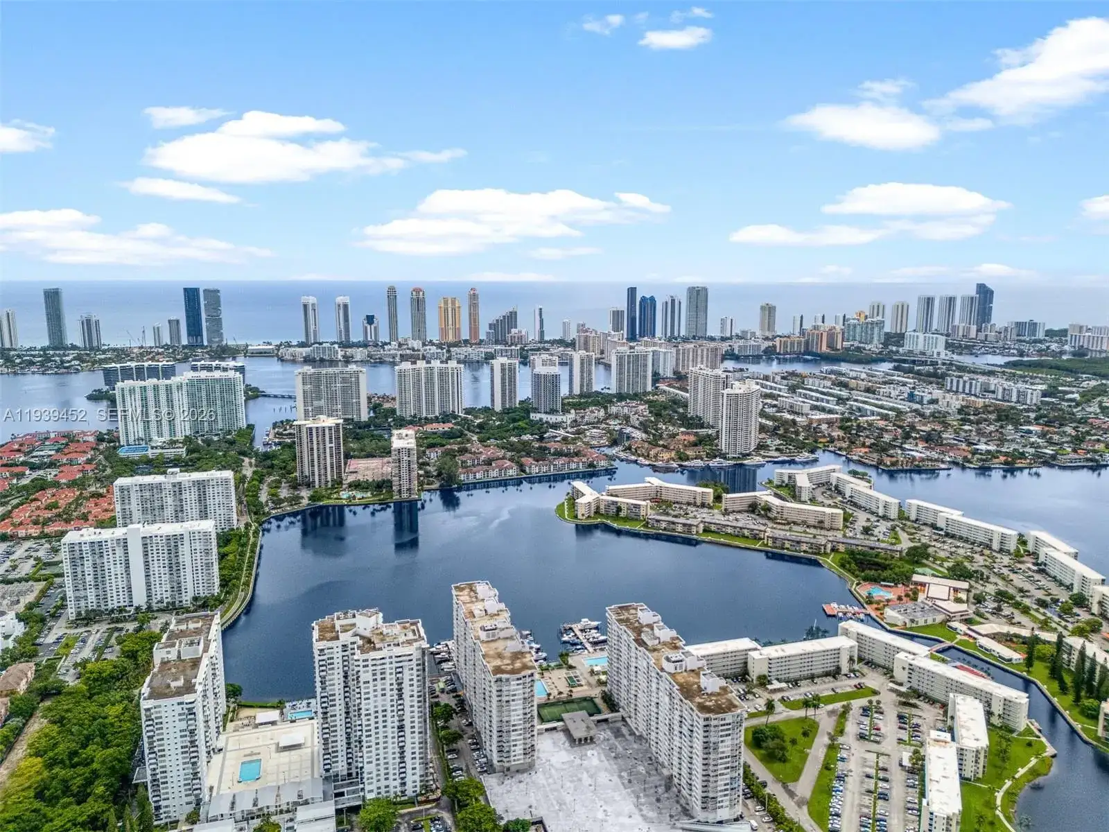 2 bedroom 2 bath Residential for sale at 18021 Biscayne Blvd # 304, Aventura FL 33160
