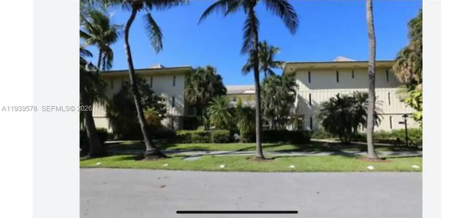 1 bedroom 1 bath Residential Lease for rent at 255 Sunrise Dr # 203, Key Biscayne FL 33149