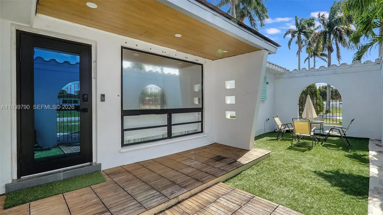3 bedroom 1 bath Residential for sale at 603 N 32nd Ave, Hollywood FL 33021