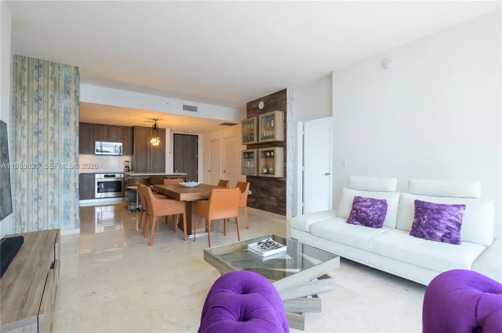 2 bedroom 2 bath Residential for sale at 88 SW 7th St # 3405, Miami FL 33130
