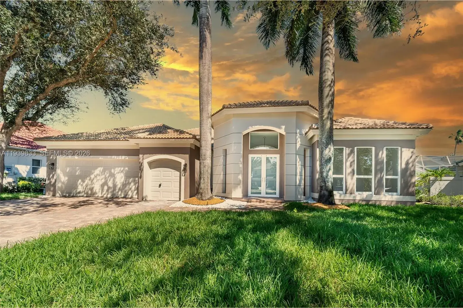 4 bedroom 4 bath Residential for sale at 8041 Bermuda Point Ln, Davie FL 33328
