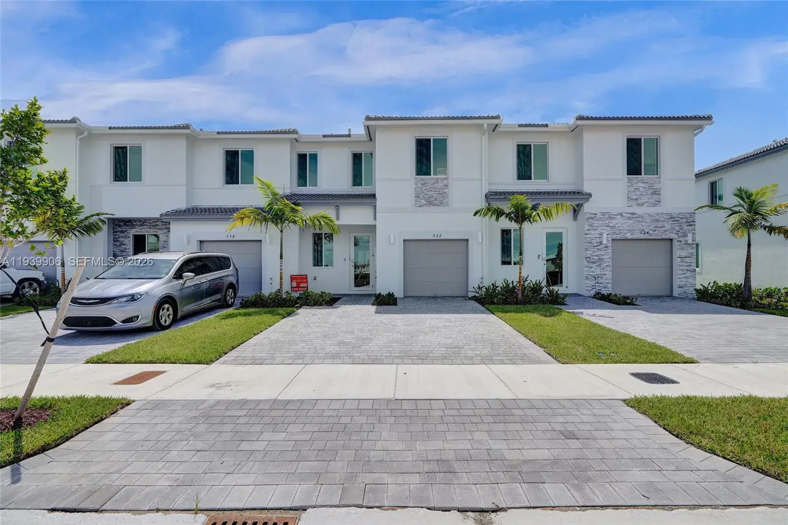 3 bedroom 3 bath Residential Lease for rent at 732 SE 13th Court # 732, Homestead FL 33034
