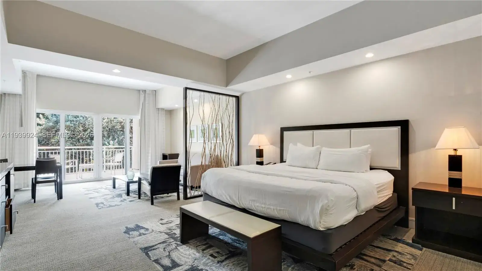 1 bedroom 1 bath Residential for sale at 5300 NW 87th Ave # 1510, Doral FL 33178
