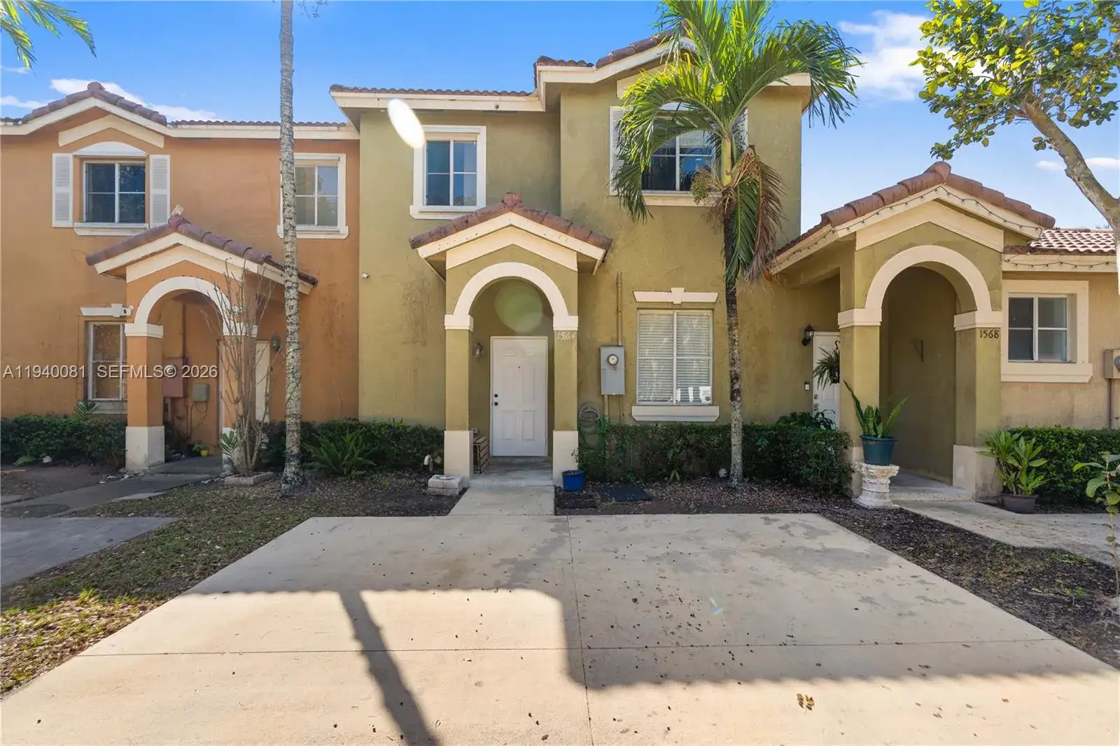 4 bedroom 3 bath Residential for sale at 1564 SW 2nd St, Homestead FL 33030