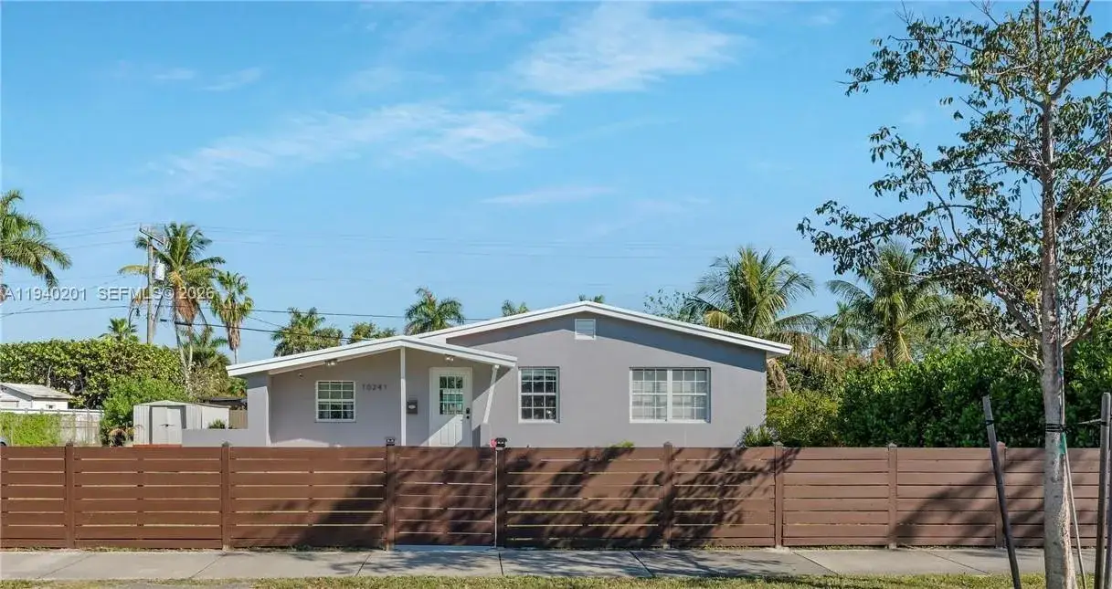 3 bedroom 2 bath Residential for sale at 10241 Dominican Dr, Cutler Bay FL 33189