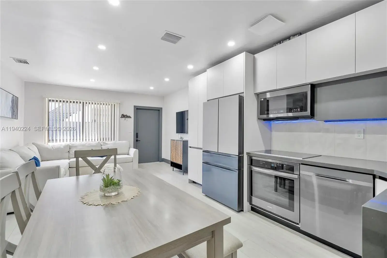 2 bedroom 1 bath Residential Lease for rent at 100 NE 71st St # 100, Miami FL 33138