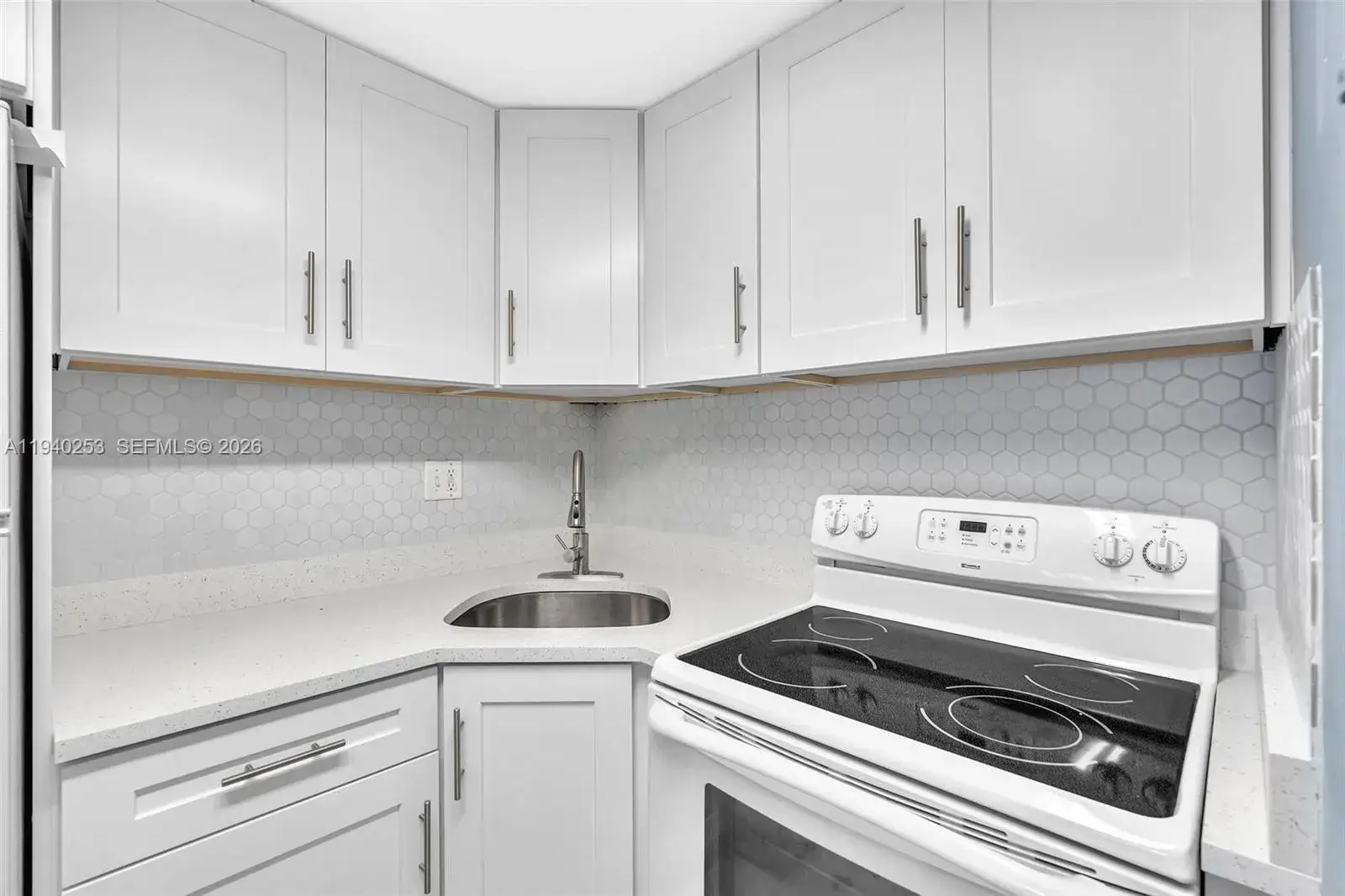 2 bedroom 2 bath Residential Lease for rent at 101 SE 6th Ave # 1, Pompano Beach FL 33060