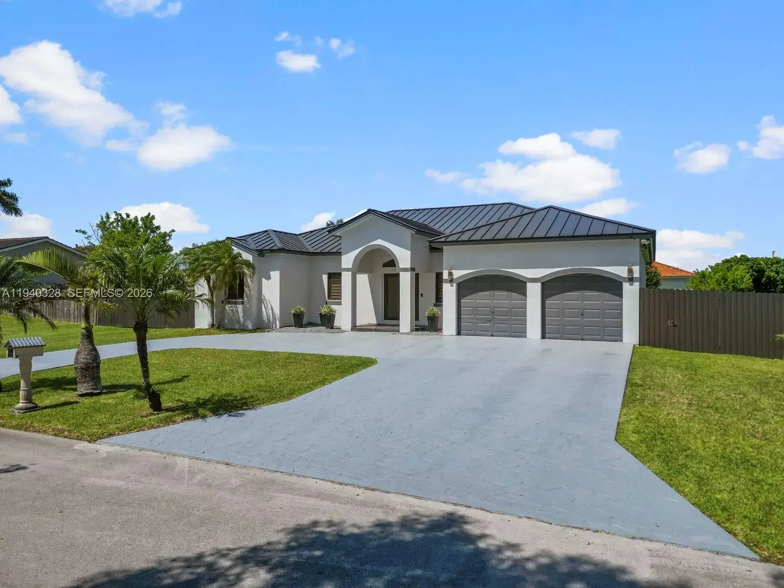 4 bedroom 3 bath Residential for sale at 13205 SW 218th Ter, Miami FL 33170