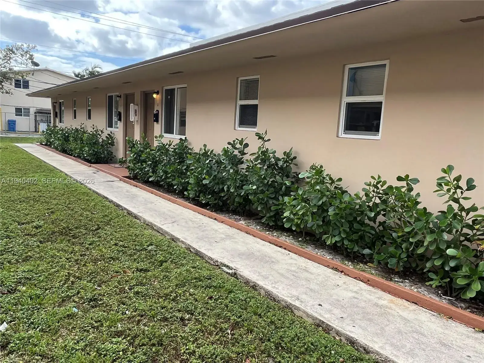 1 bedroom 1 bath Residential Lease for rent at 66 W 9th St # 3, Hialeah FL 33010