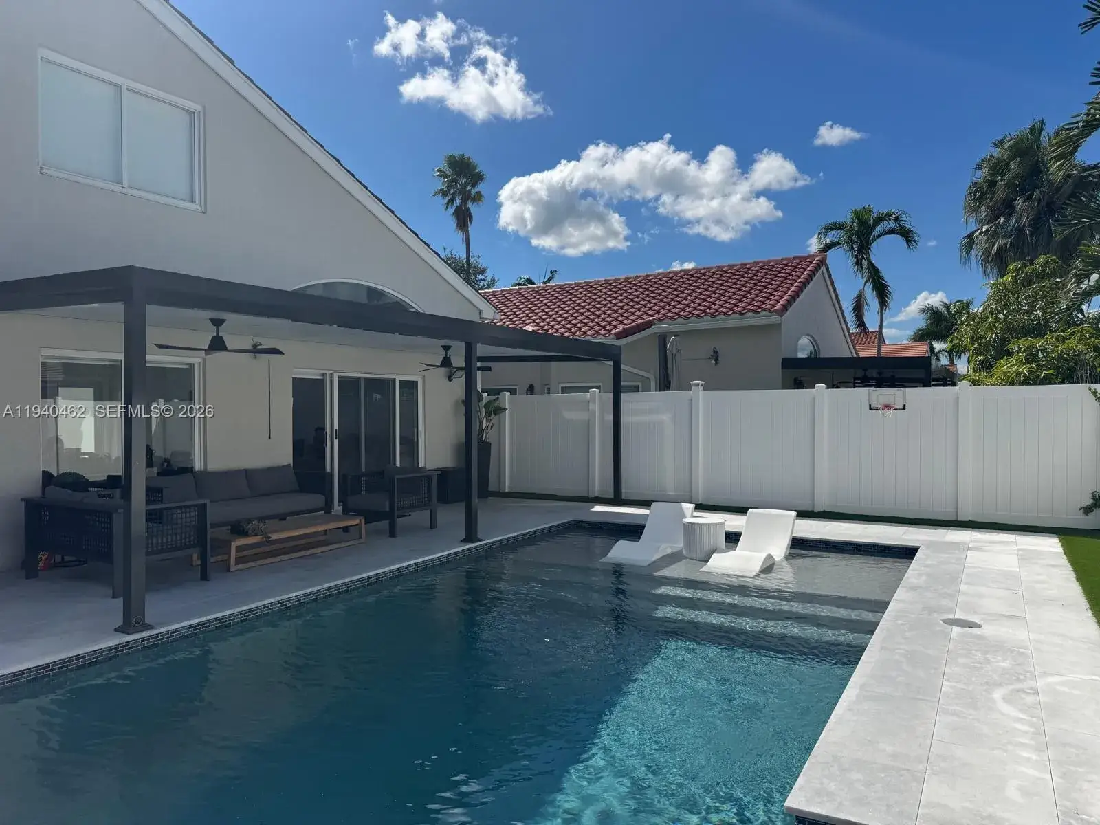 4 bedroom 3 bath Residential Lease for rent at 3321 SW 51st St, Hollywood FL 33312