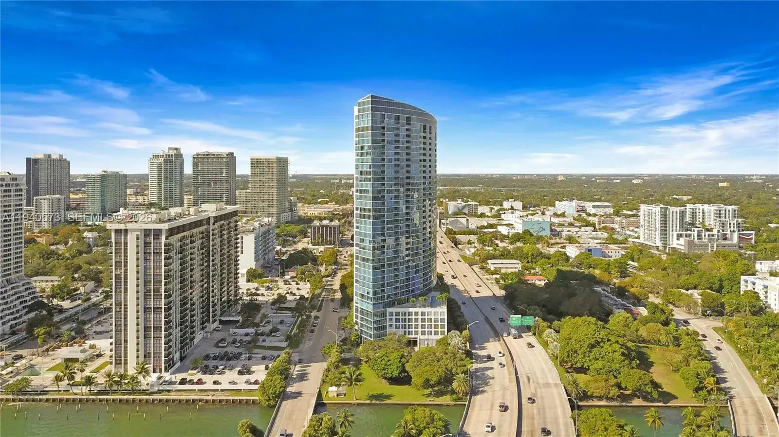 2 bedroom 2 bath Residential for sale at 601 NE 36th St # 712, Miami FL 33137