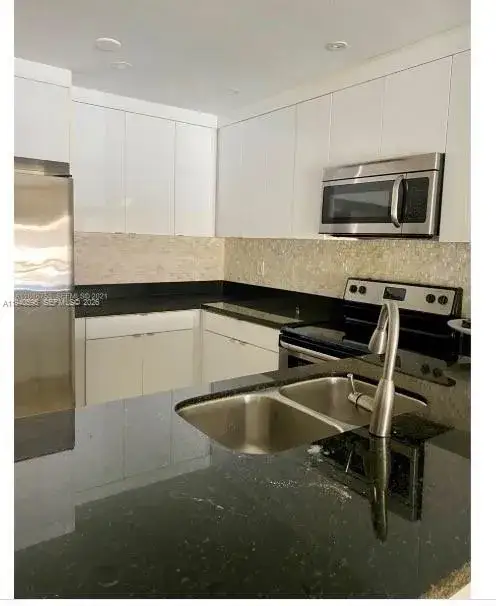 2 bedroom 2 bath Residential Lease for rent at 11263 SW 88th St # 212H, Miami FL 33176