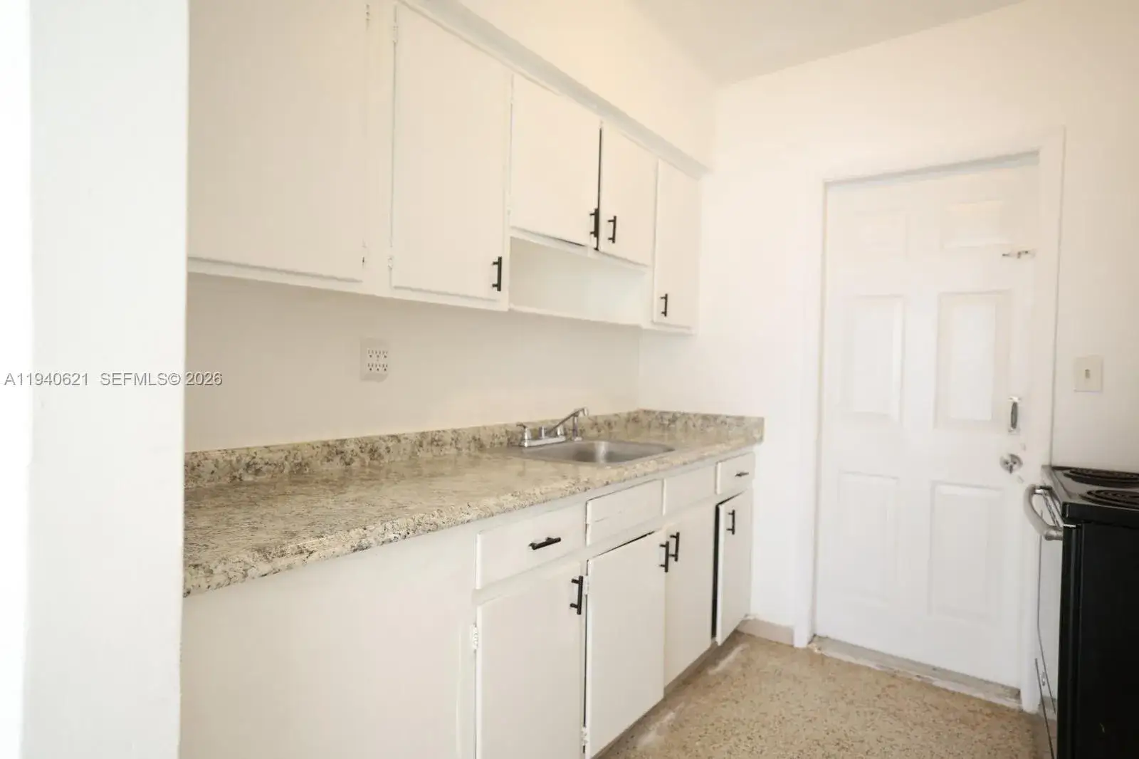1 bedroom 1 bath Residential Lease for rent at 800 83rd St # 1, Miami Beach FL 33141