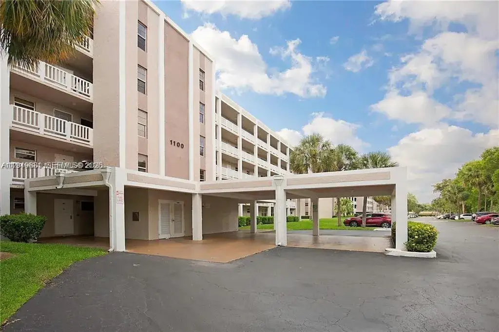 2 bedroom 2 bath Residential for sale at 1100 NW 87th Ave # 403, Coral Springs FL 33071