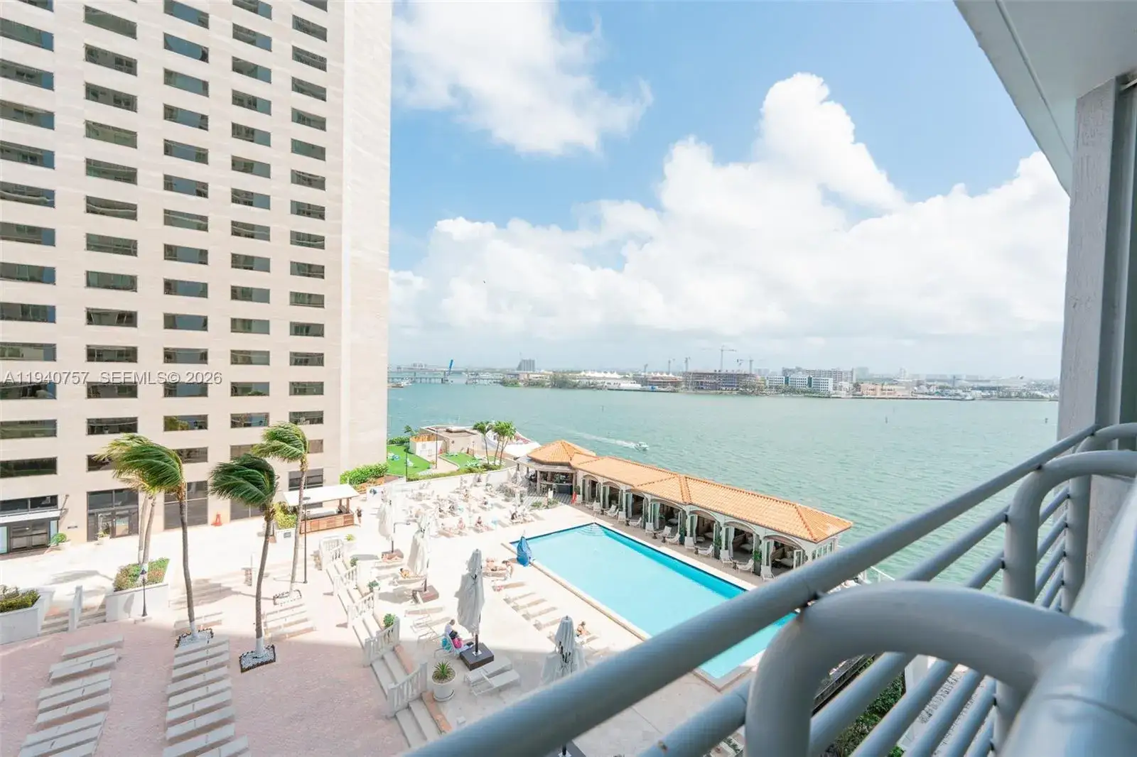 2 bedroom 2 bath Residential for sale at 335 S Biscayne Blvd # 1108, Miami FL 33131
