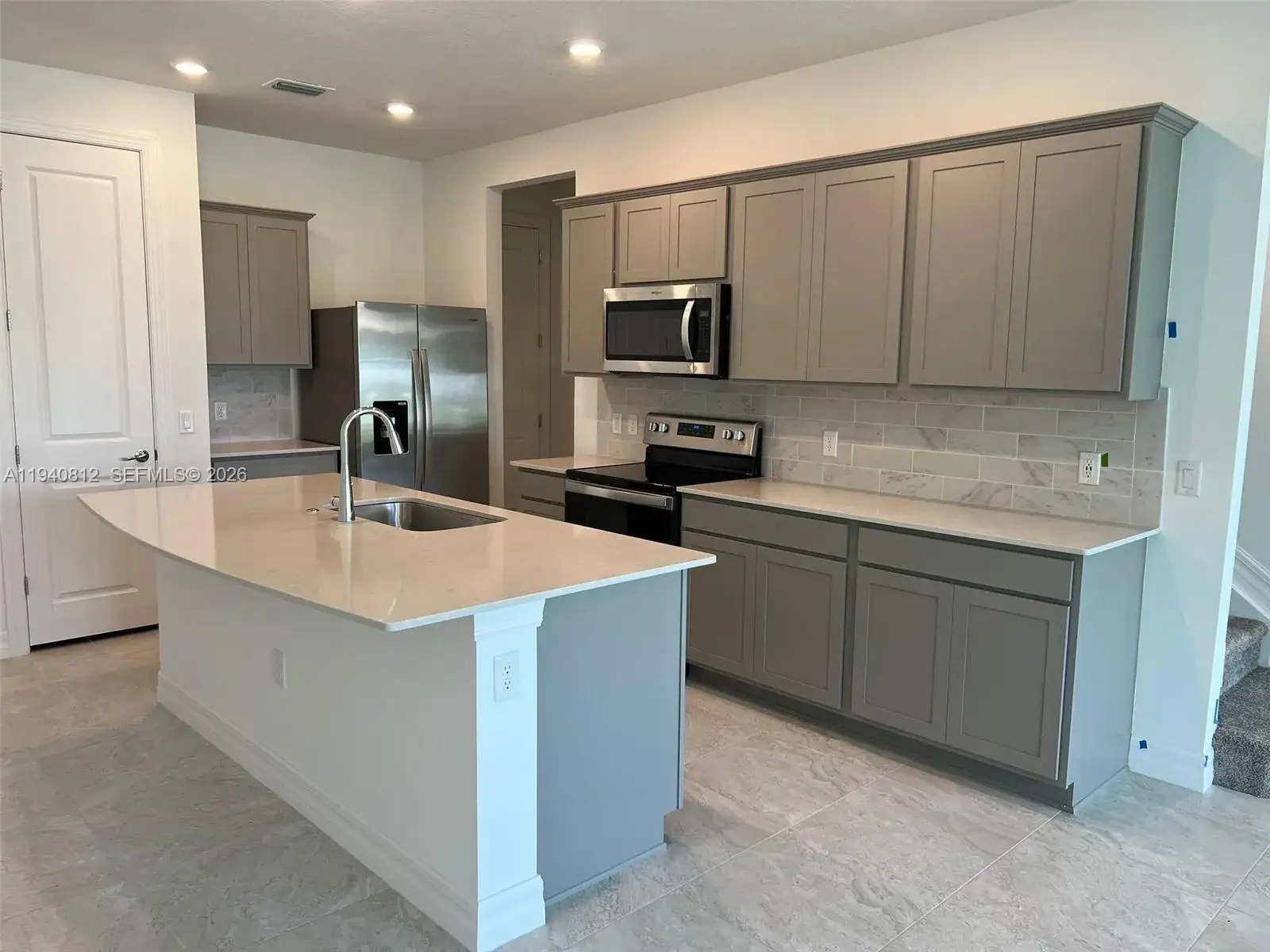 3 bedroom 2 bath Residential for sale at 6121 Rancho Ln, Green Acres FL 33415