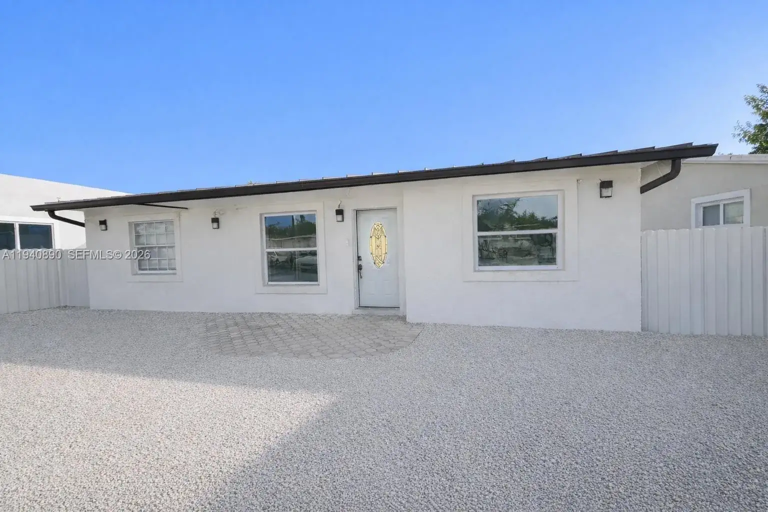 3 bedroom 2 bath Residential for sale at 933 NW 3rd Ter, Florida City FL 33034